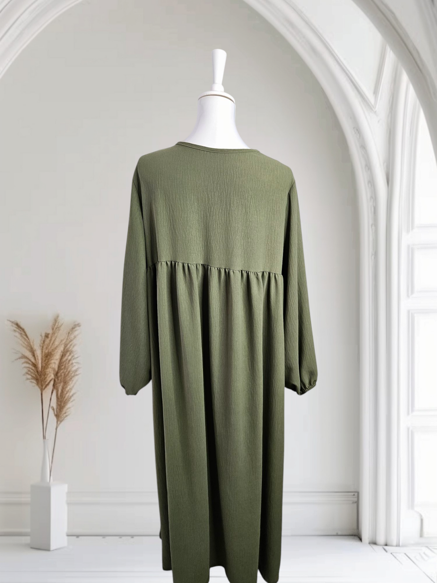 Abaya Kleid mit breiten Ärmel Farbe Dunkelgrün