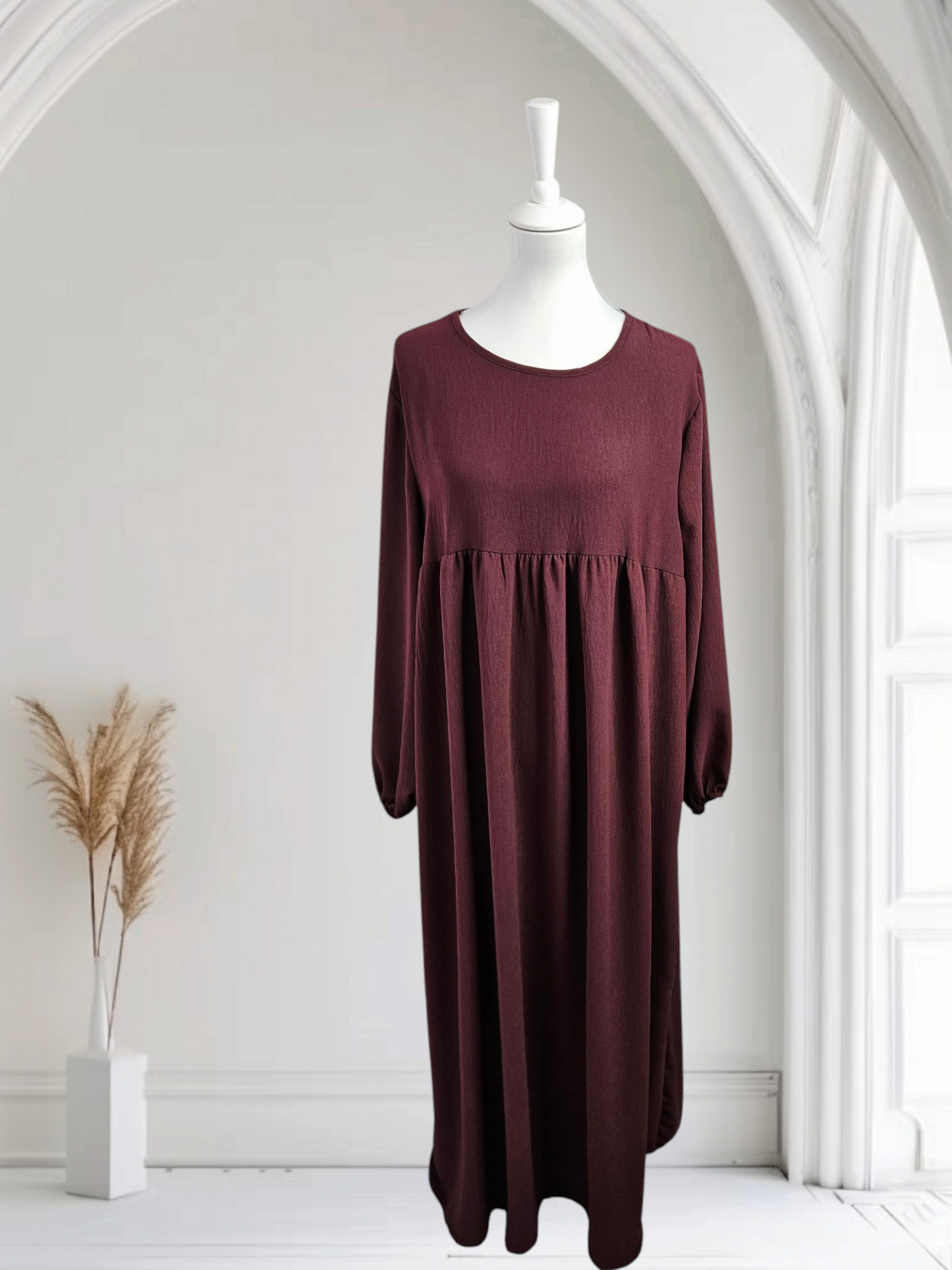 Abaya Kleid mit breiten Ärmel Farbe Weinrot