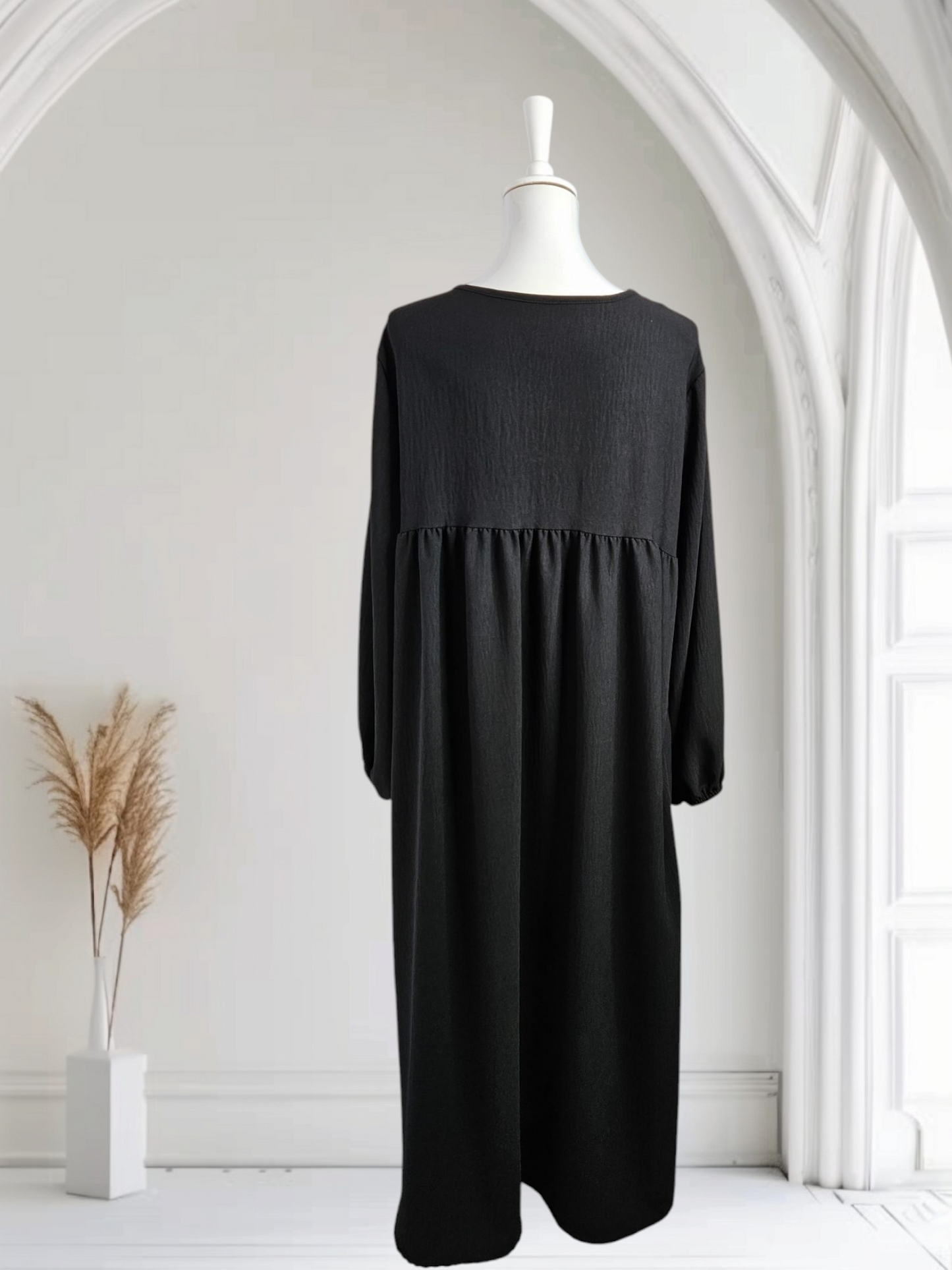 Abaya Kleid mit breiten Ärmel Farbe Schwarz