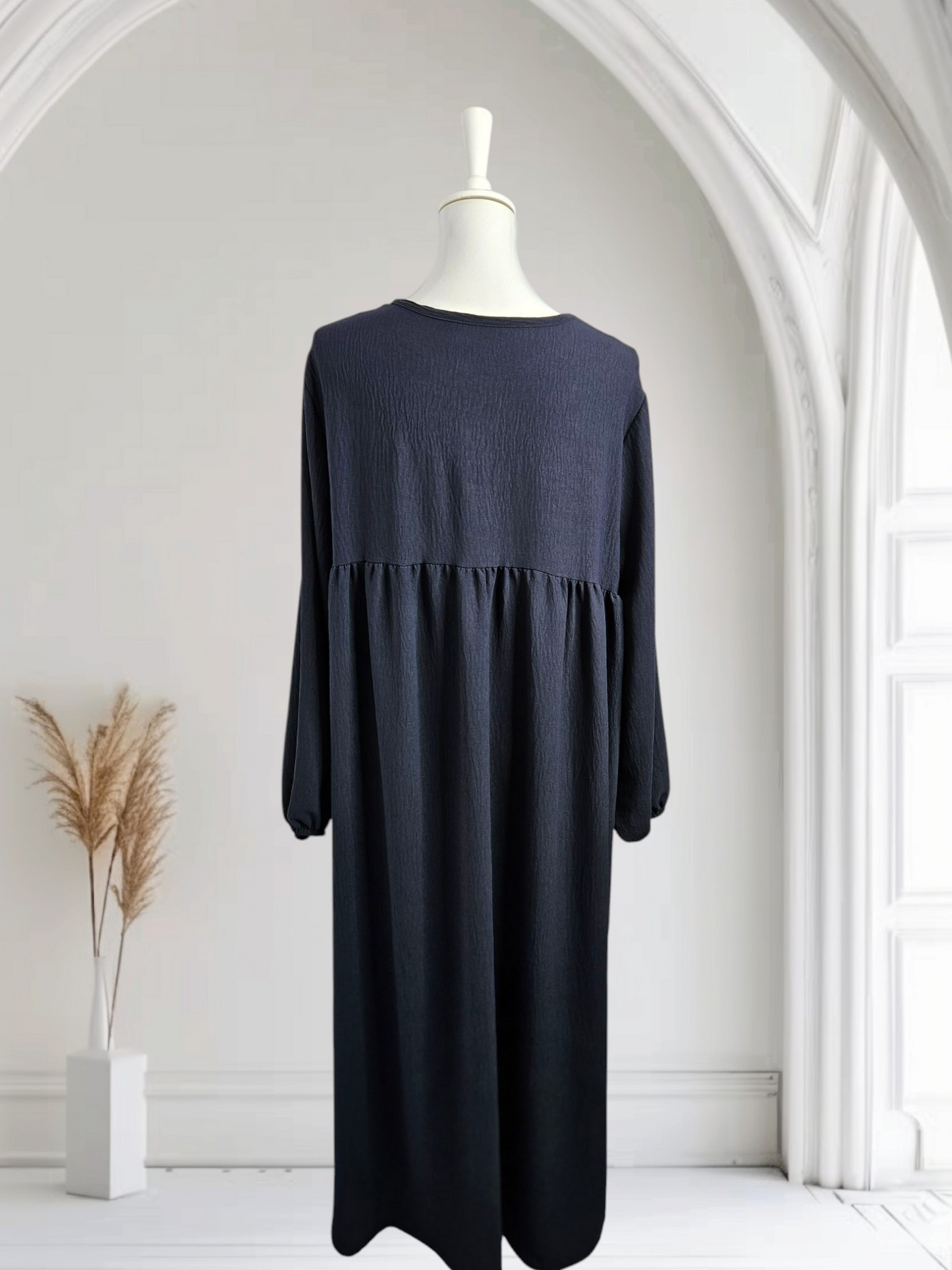 Abaya Kleid mit breiten Ärmel Farbe Dunkelblau