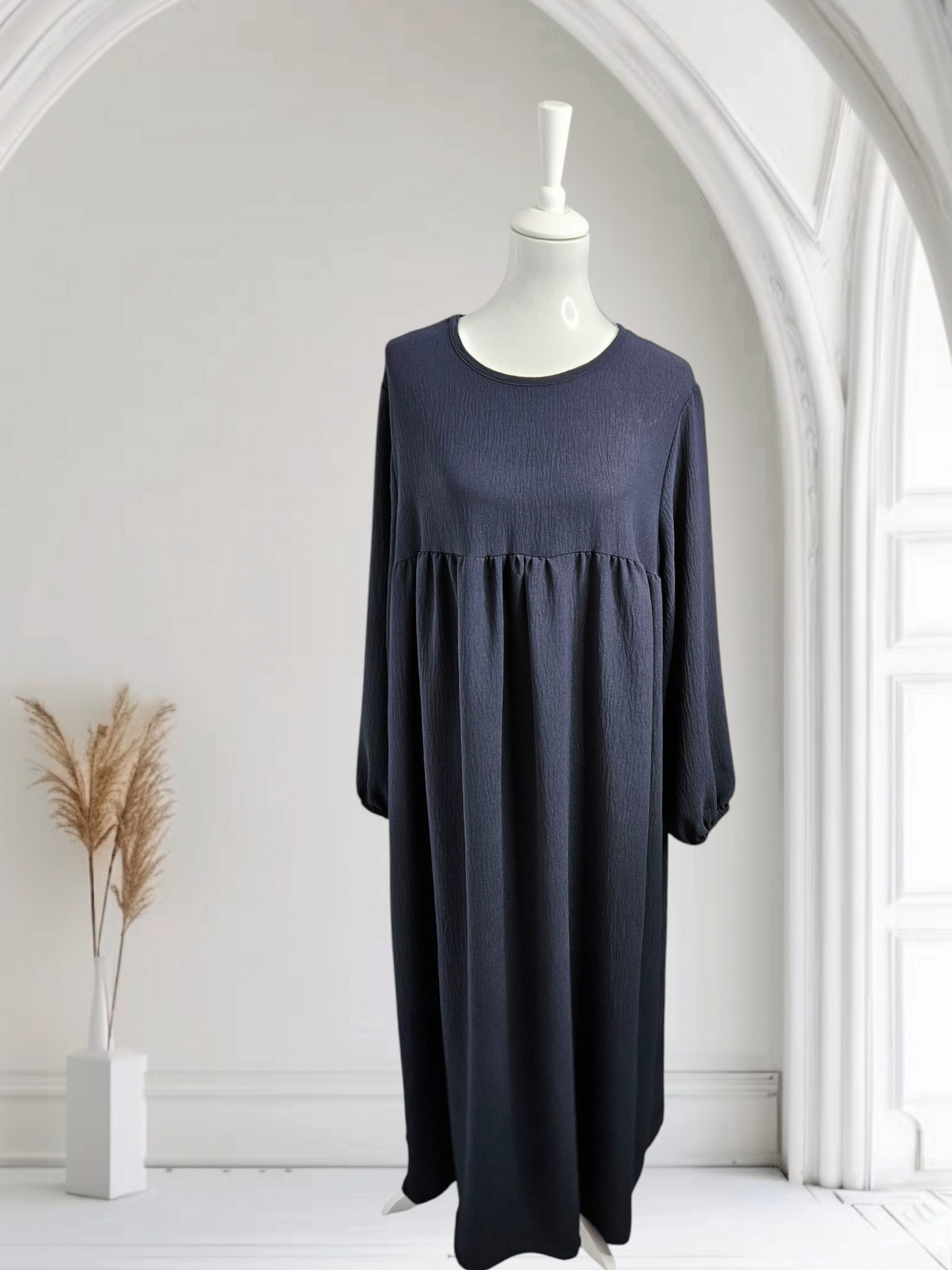 Abaya Kleid mit breiten Ärmel Farbe Dunkelblau